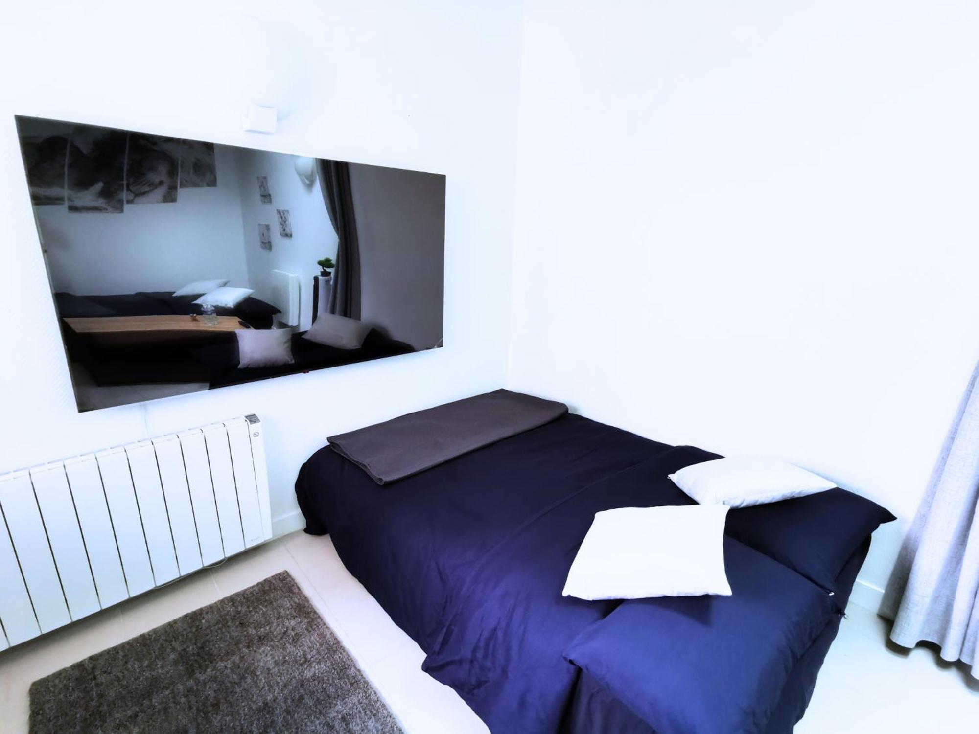 Bagneux Paris Rer B Confort Netflix Cachan Exterior photo